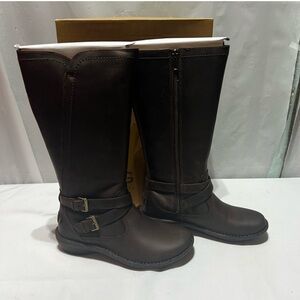 NIB UGG Women’s Brown Leather Rosen Boot